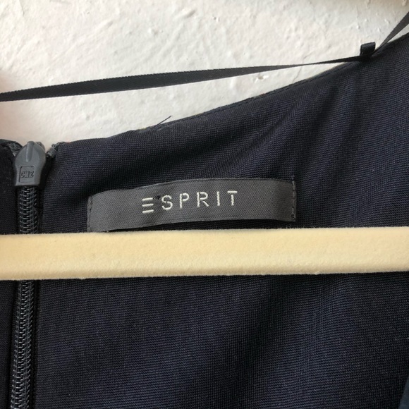 esprit navy floral dress surplice neckline pleats - Picture 5 of 12